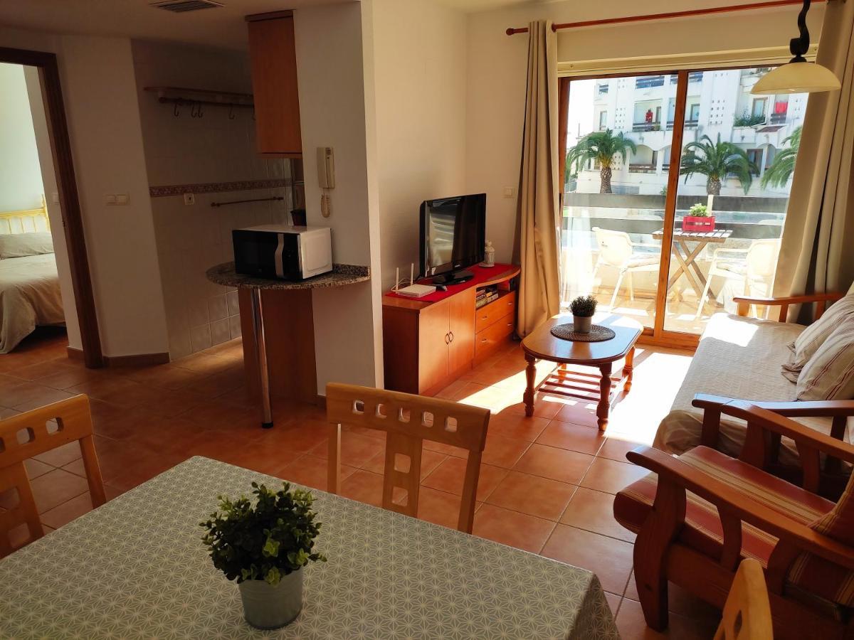 Albir-Beach Apartments アルビール エクステリア 写真