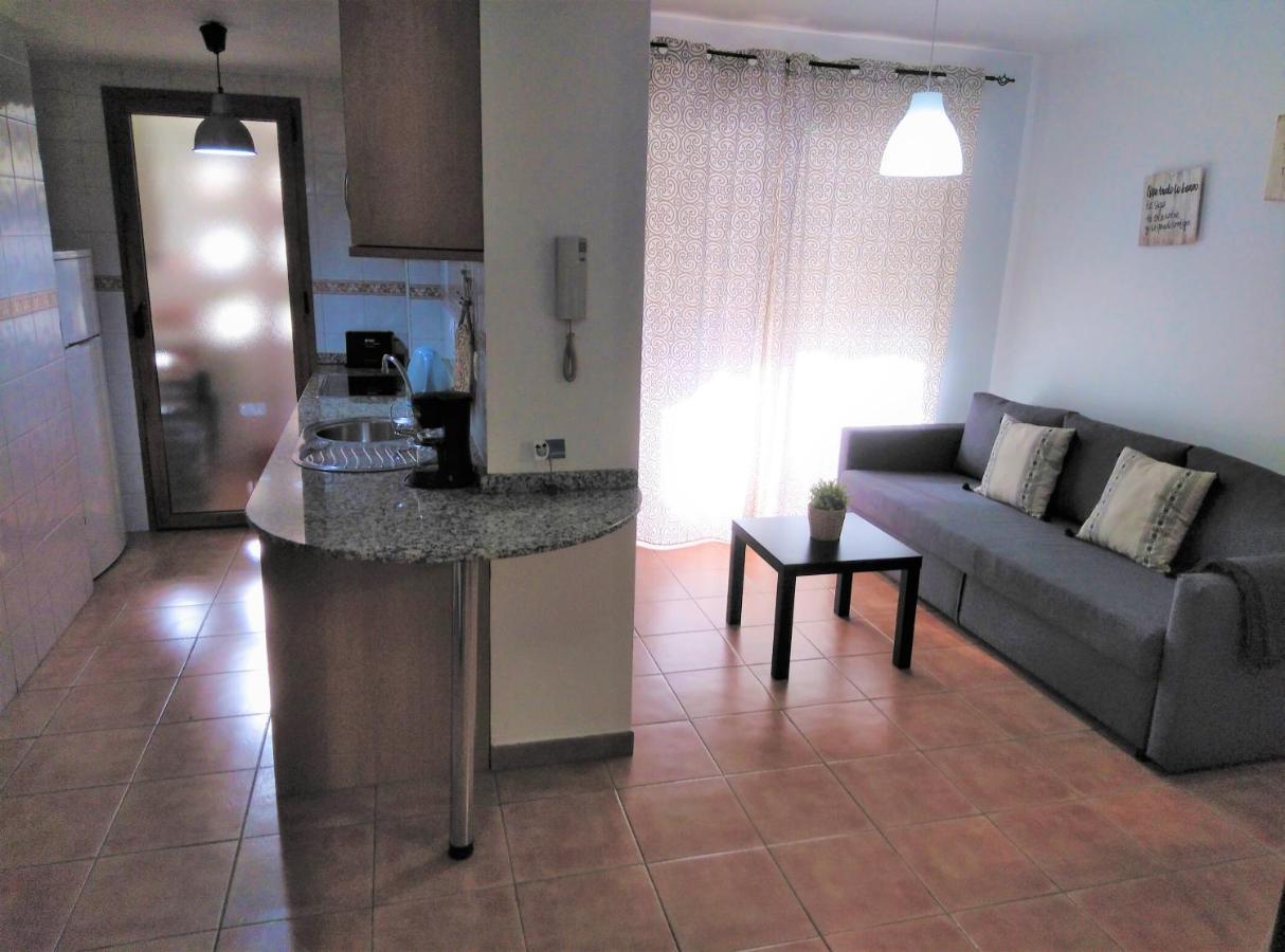 Albir-Beach Apartments アルビール エクステリア 写真