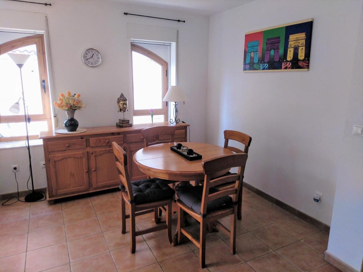 Albir-Beach Apartments アルビール エクステリア 写真