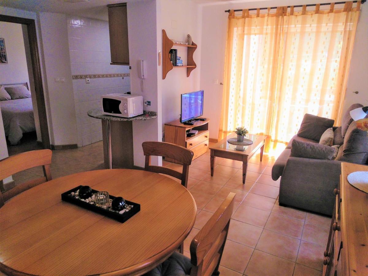 Albir-Beach Apartments アルビール エクステリア 写真