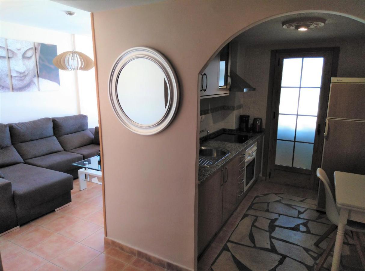 Albir-Beach Apartments アルビール エクステリア 写真
